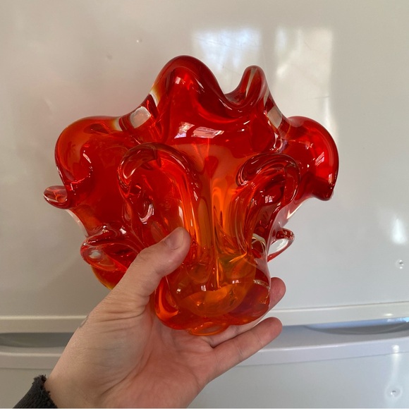 Vintage Art glass ruffle edge candy dish red orange chalet style glass MCM - Picture 7 of 9